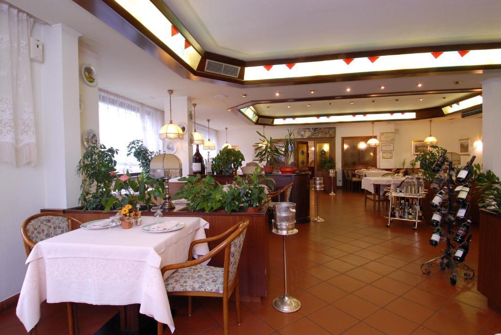 Hotel Comtes De Challant Etico Valle D'aosta 3*
