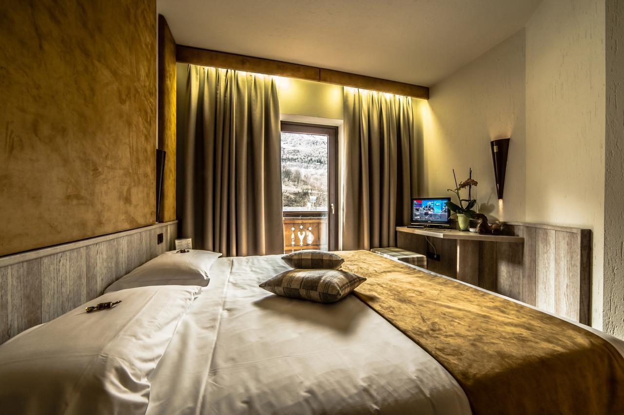 Hotel Comtes De Challant Etico Valle D'aosta Fenis